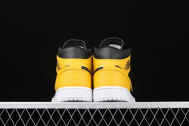 All categories Air Jordan Jordan series basketball shoes Air Jordan 1 Mid Air Jordan 1 Mid OG AJ1 Joe 1 black and yellow Yin Yang top layer mid-top basketball shoes CJ9219-700